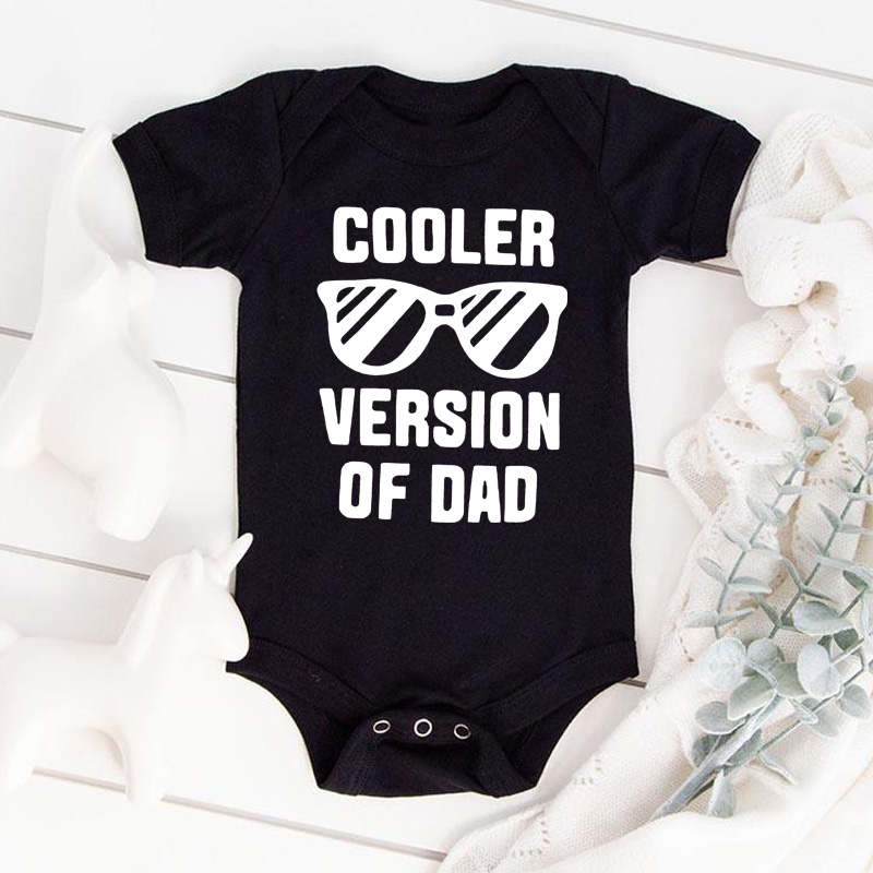 Baby Clothing Brands - رومبير برقبة دائرية للأطفال مع نظارات