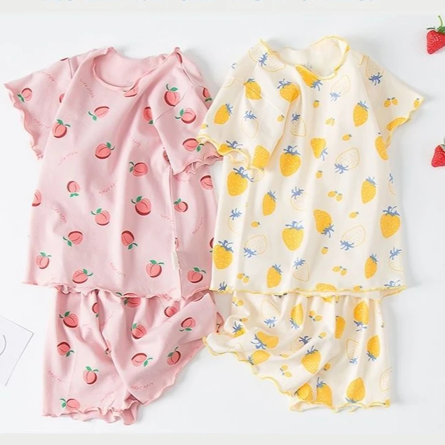 Baby Sleep Suit - طقم بيجامة صيفي للبنات بطبعة فراولة
