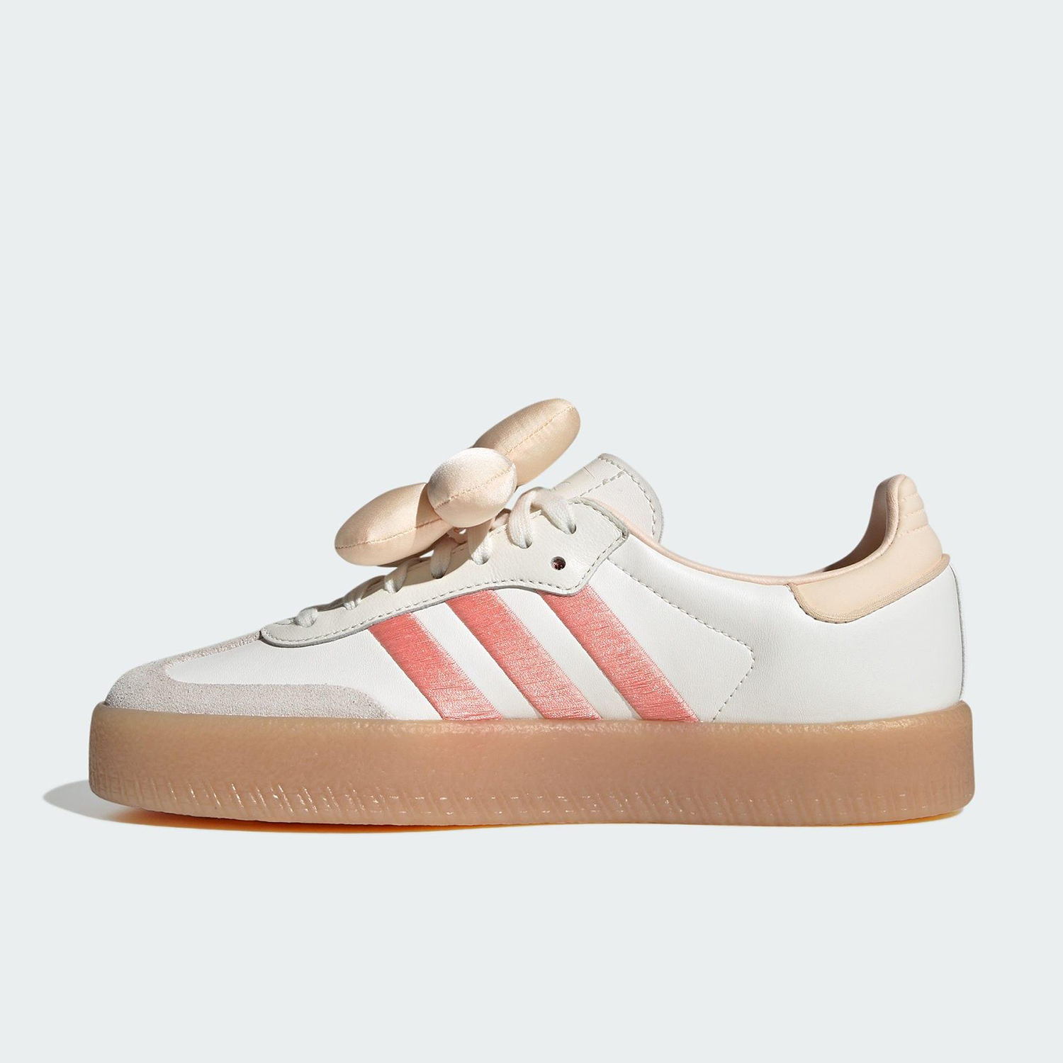 حذاء رياضي كلاسيكي كلاسيكي بسي - مراجعة Adidas Shoes Samba وسعره